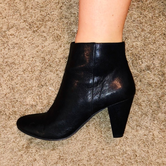 Lucky Brand booties - Picture 2 of 6